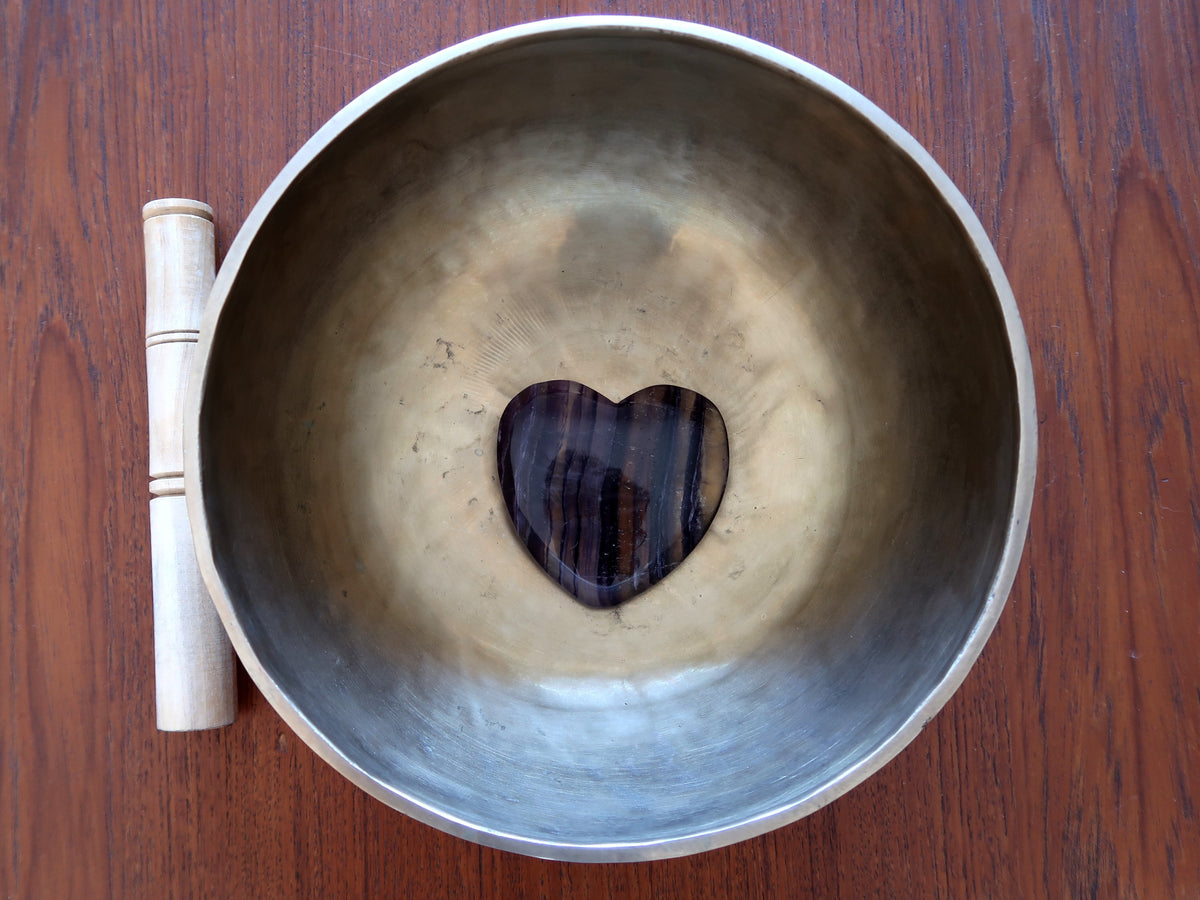 Singing Bowls, Sound Therapy and Stone Healing Satin Crystals