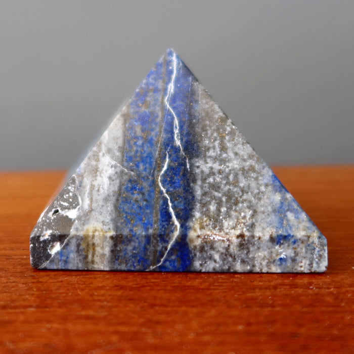 lapis pyramid