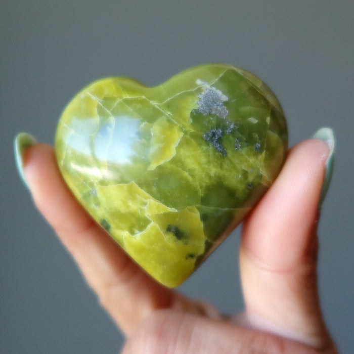 Serpentine Heart Spinach and Green Olive Healthy Body Crystal
