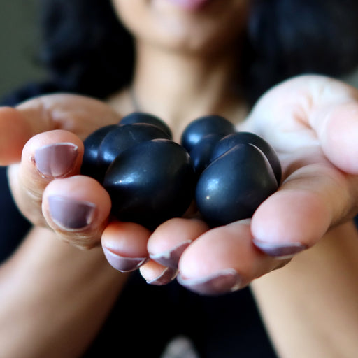 shungite tumbled stones