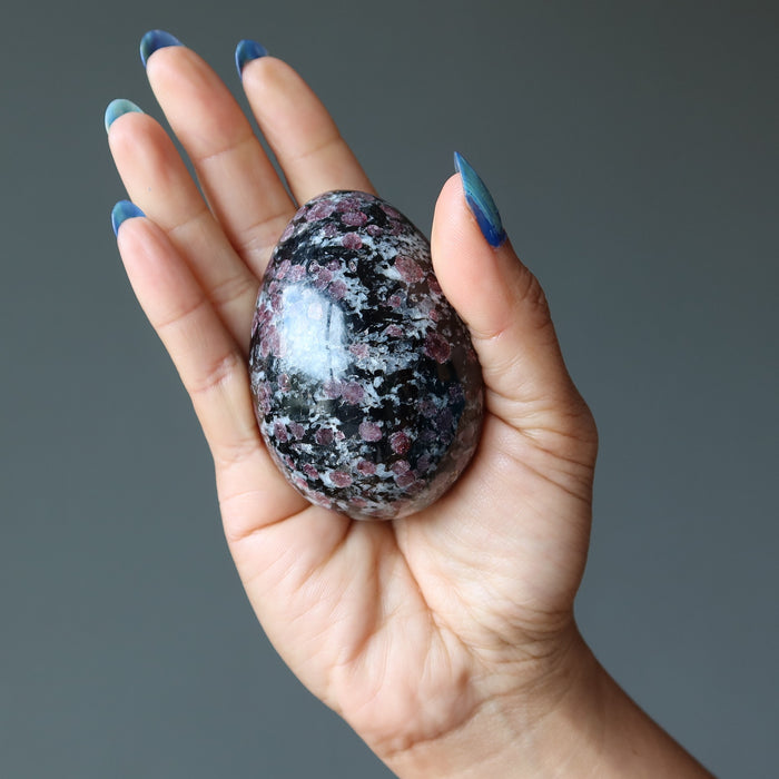 spinel egg in hand