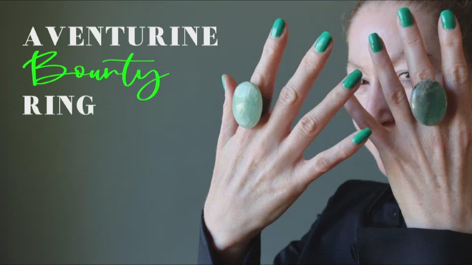video on wearing aventurine bounty rings