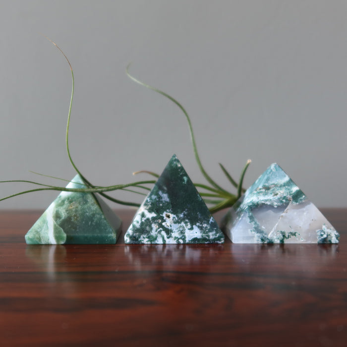 Moss Agate Pyramid Power of Life Natural Healing Crystal