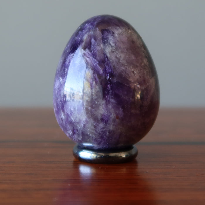 amethyst egg on hematine ring stand