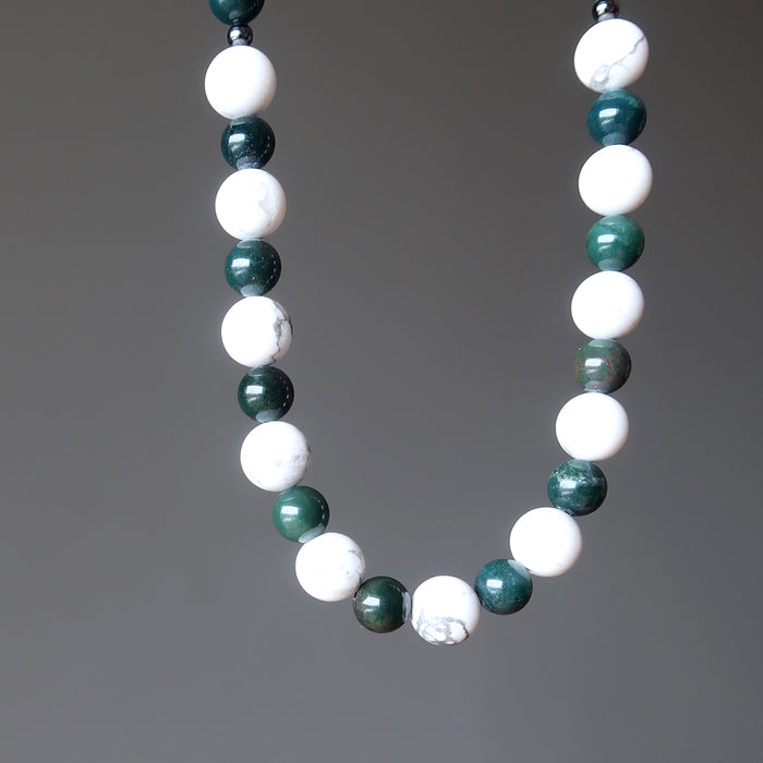 howlite and bloodstone beaded necklace