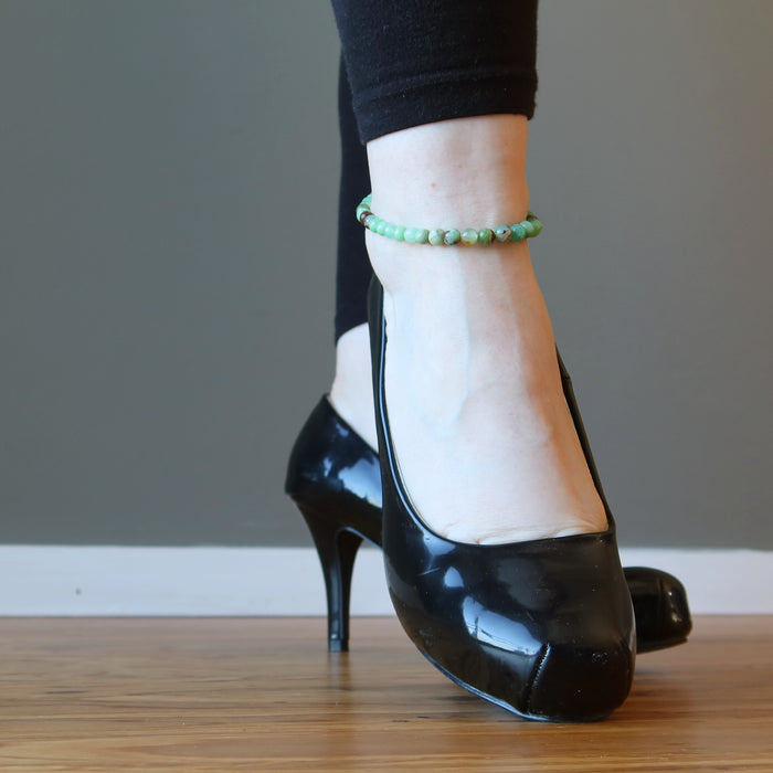 high heeled foot modeling chrysoprase anklet