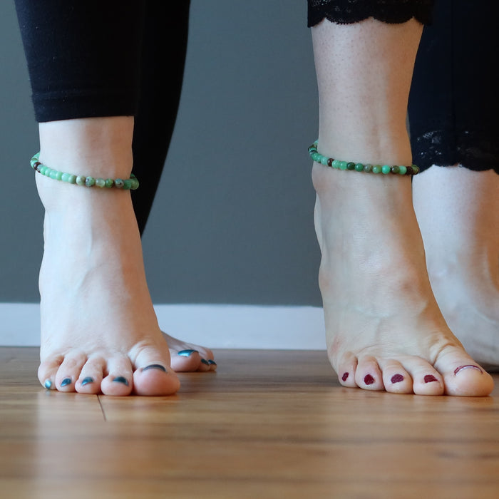 two feet modeling chrysoprase anklet
