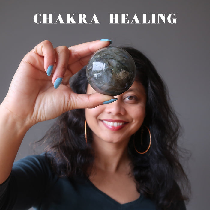 sheila of satin crystals healing the third eye chakra with a labradorite sphere