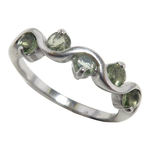 5 green faceted moldavite gemtones in sterling silver ring