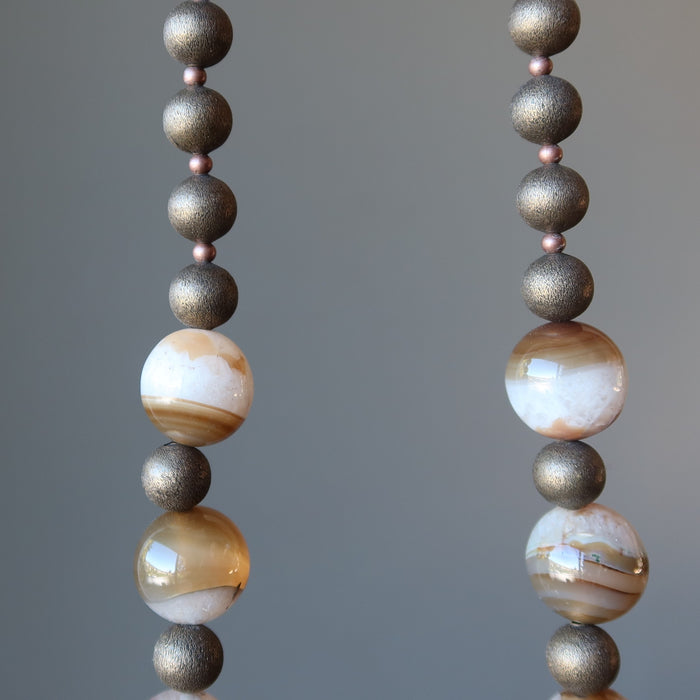 displaying part of necklace