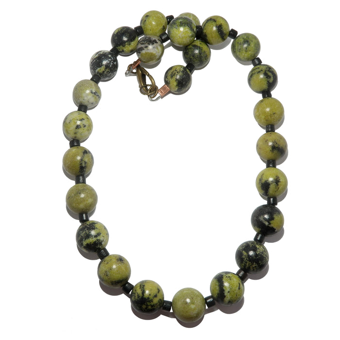 green and black serpentine rounds beaded with black wood necklace